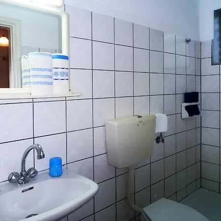 Malimi Гостевой дом Принос